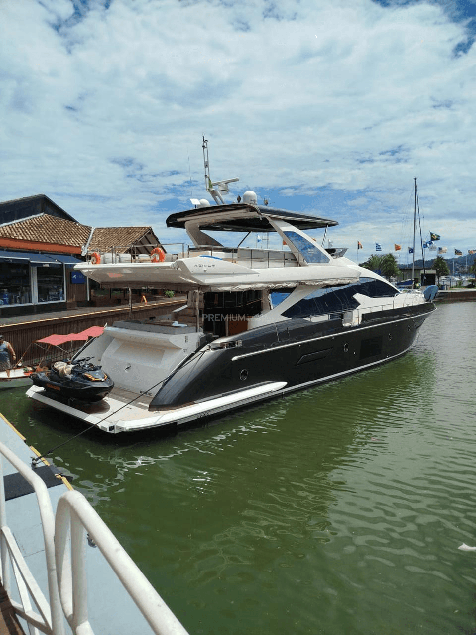 Azimut 83 - 2023